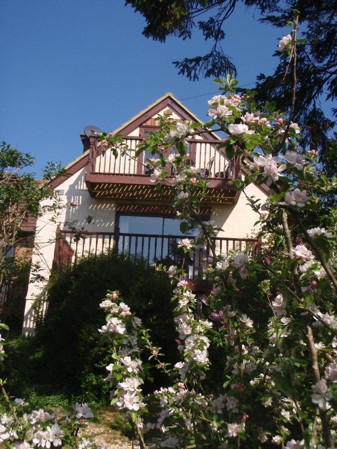 Skerries B And B 莱姆里吉斯 外观 照片